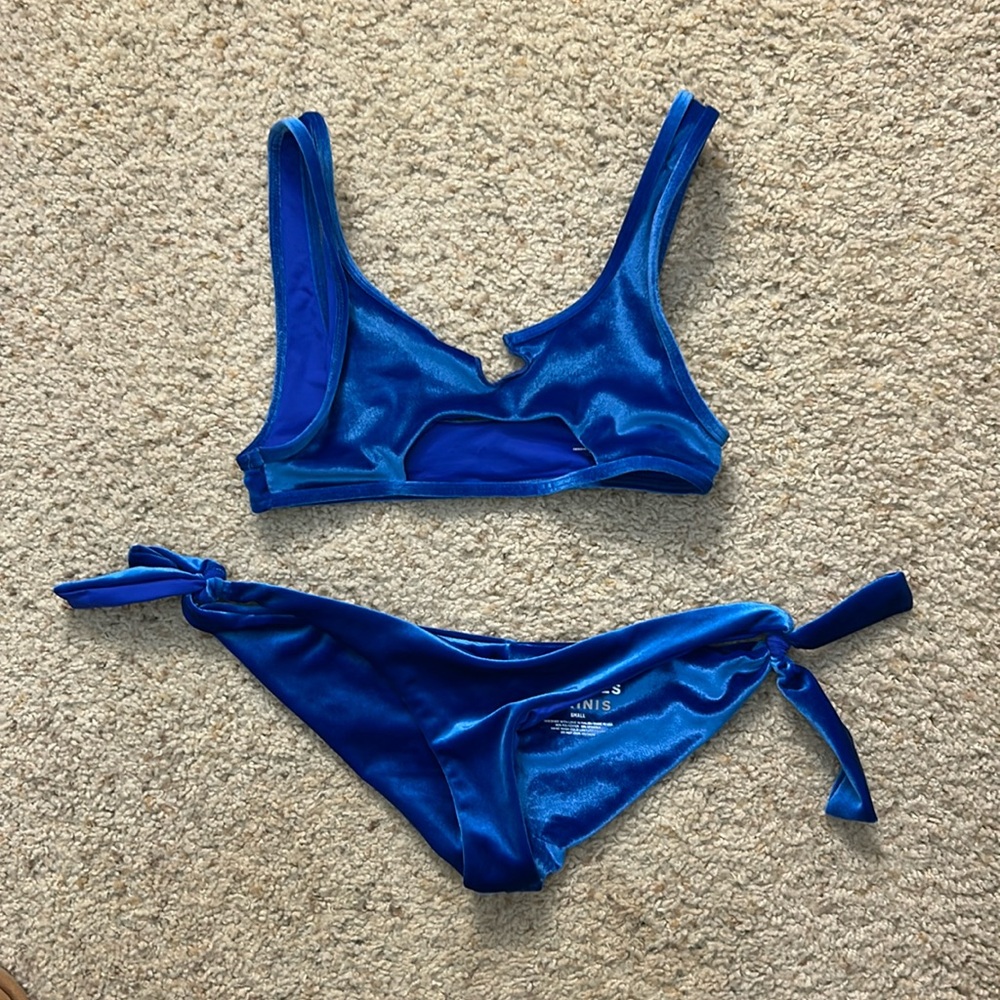 Frankie’s Bikini Velvet Set